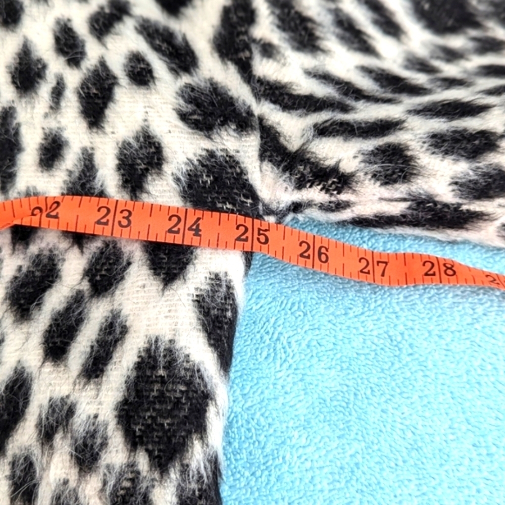 Banana Republic Moto Snow Leopard Print Alpaca Coat - Full Zip - Picture 4 of 16